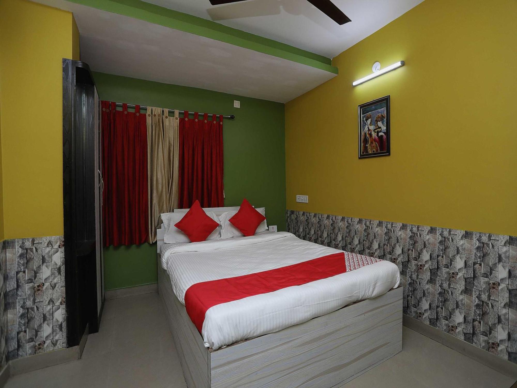 Hotel O Lvy Hotel Barakpur Bagian luar foto