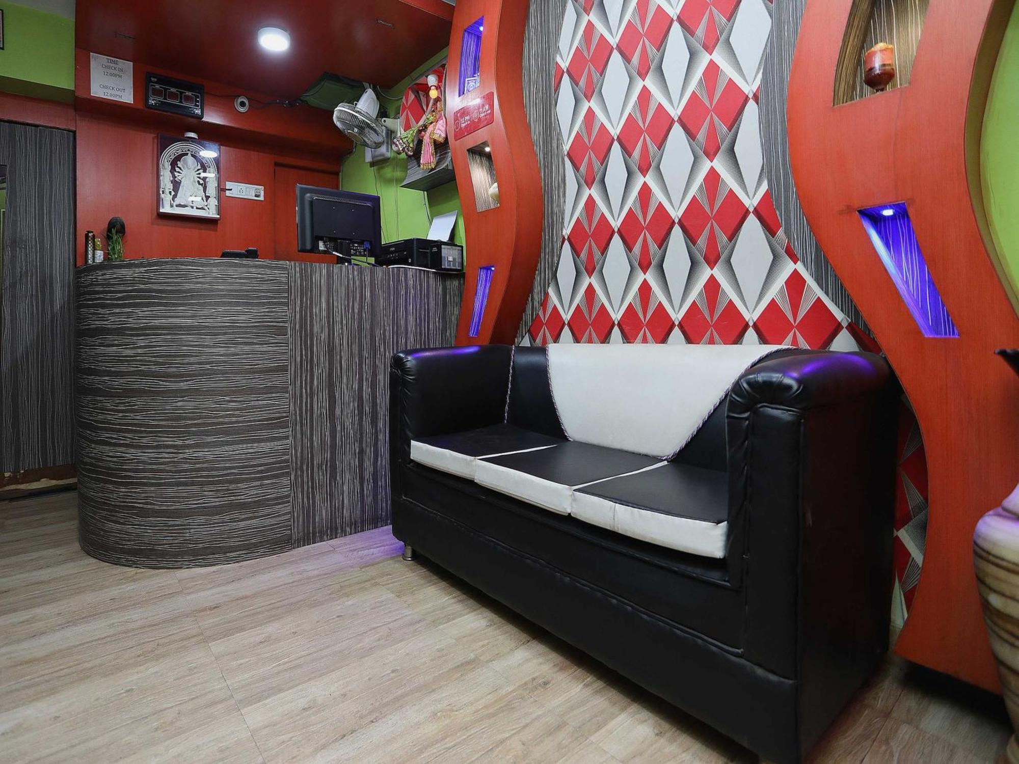 Hotel O Lvy Hotel Barakpur Bagian luar foto